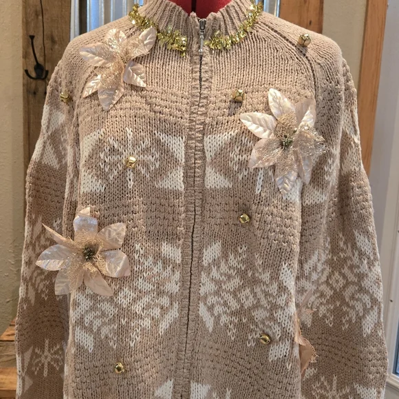 Upcycled Christmas Sweater L Gold Fair Isle Cardigan Snowflakes Poinsettias - Picture 5 of 5